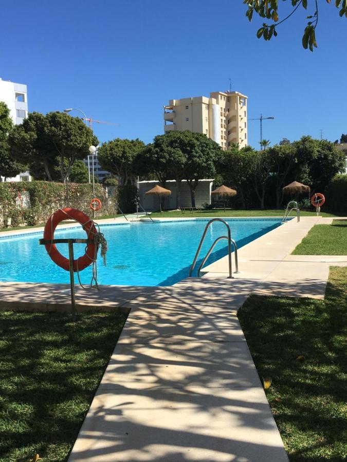 Апартаменты 44 Calle San Miguel Фуэнхирола Экстерьер фото